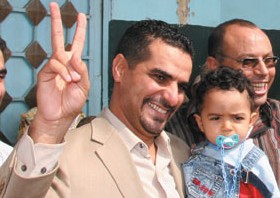 مصطفى حرمة الله " الهارب " ، الرصاصة لا تزال في جيبه